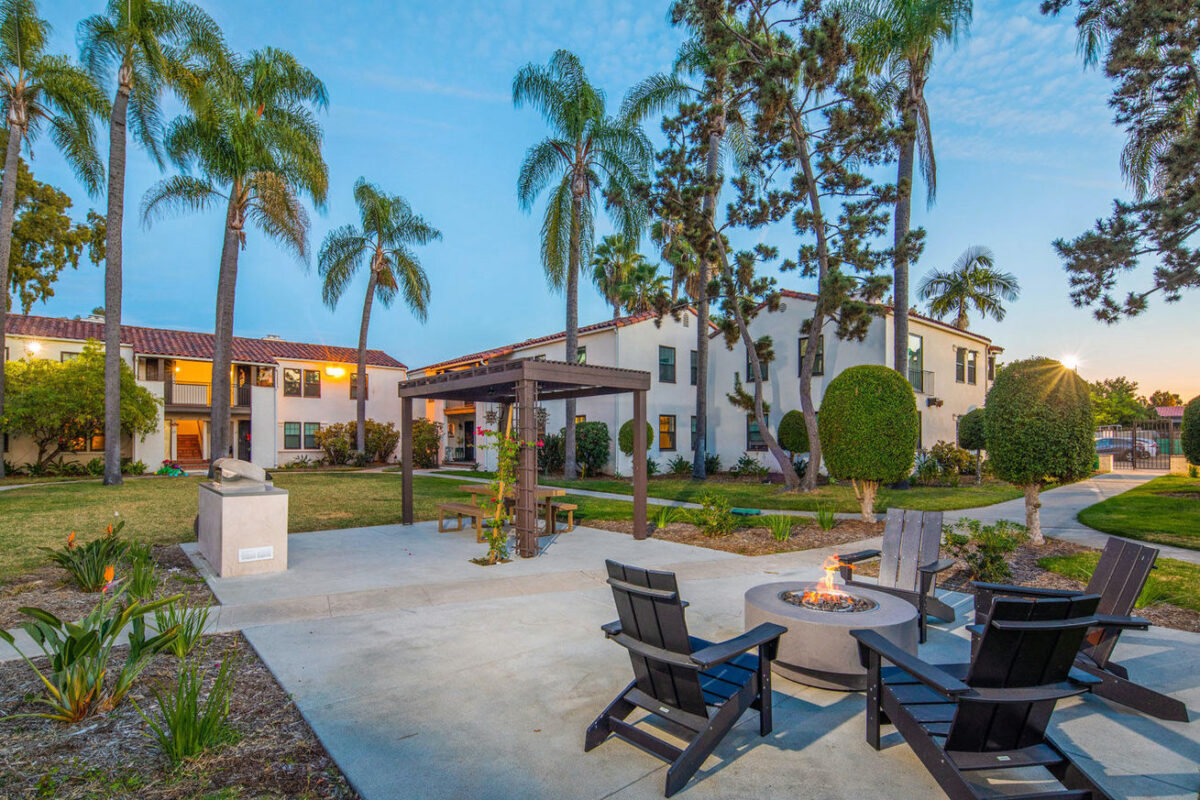 Las Palmas A Tradewinds Community Apartments For Rent in Talmadge